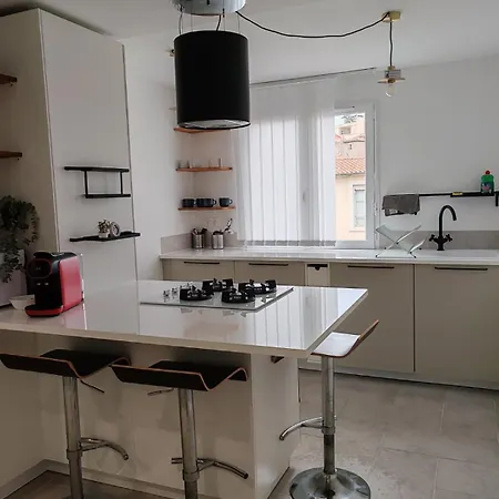 L'escapade Nimoise - A 700m De La Gare Apartamento Nîmes