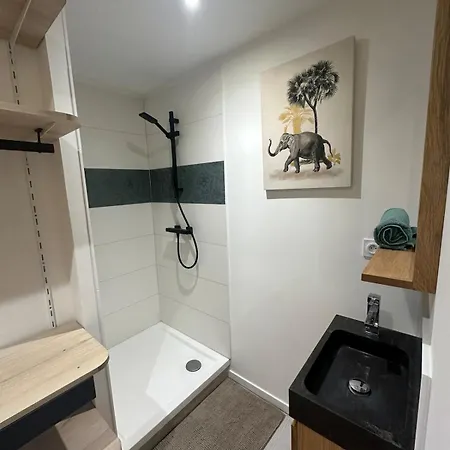 L'escapade Nimoise - A 700m De La Gare Apartamento Nîmes